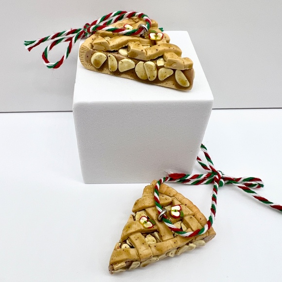 Applie Pie Christmas Ornament – Handmade Clay Dessert Tree Decoration - Picture 5 of 13